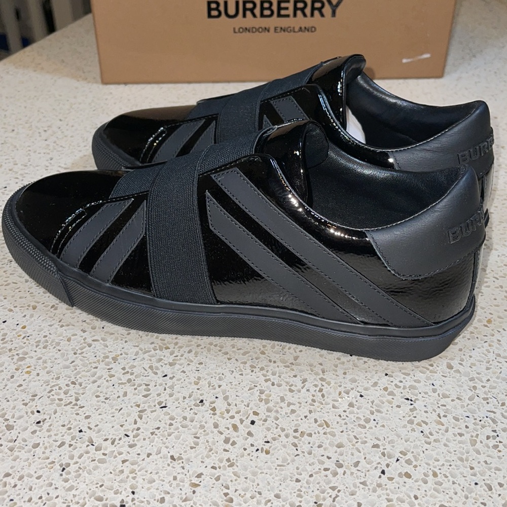 Burberry Sneakers - Picture 3 of 6